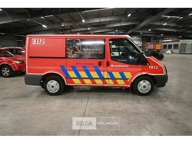 Ford transit lichte vrachtwagen - afbeelding 14 van  26