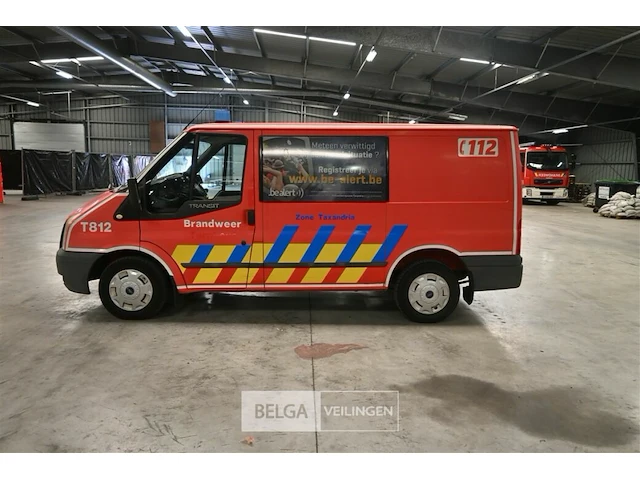 Ford transit lichte vrachtwagen - afbeelding 12 van  26