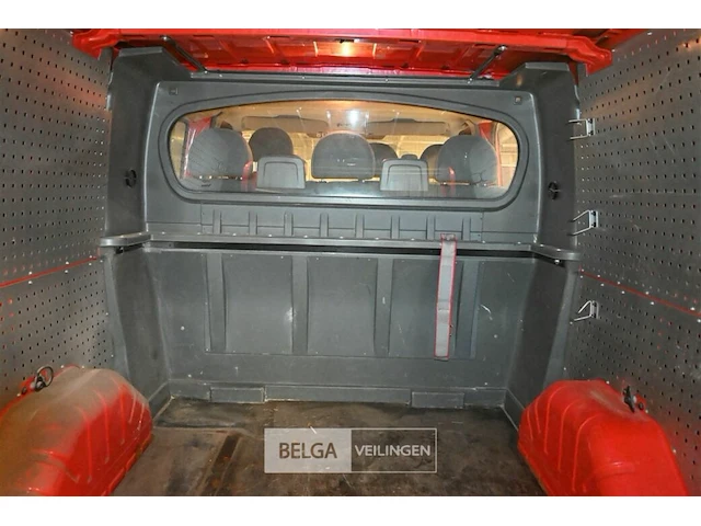 Ford transit lichte vrachtwagen - afbeelding 23 van  26