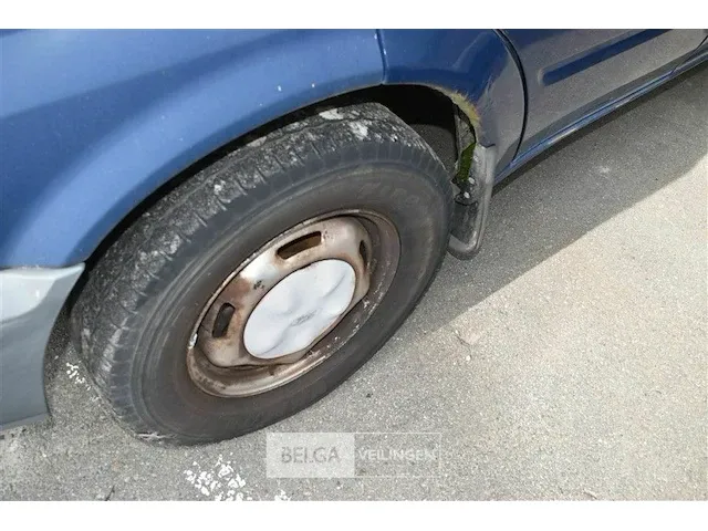 Ford transit (personenvervoer) rolstoellift 2001 - afbeelding 4 van  7