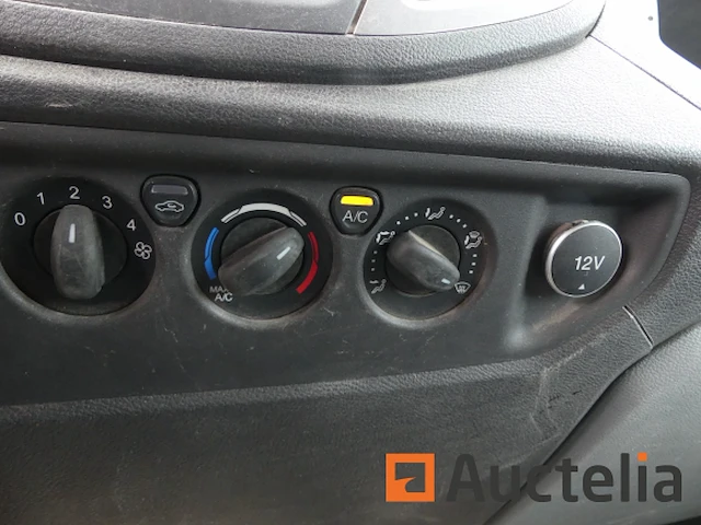 Ford transit utility pickup (2018-81.321 km) - afbeelding 19 van  32