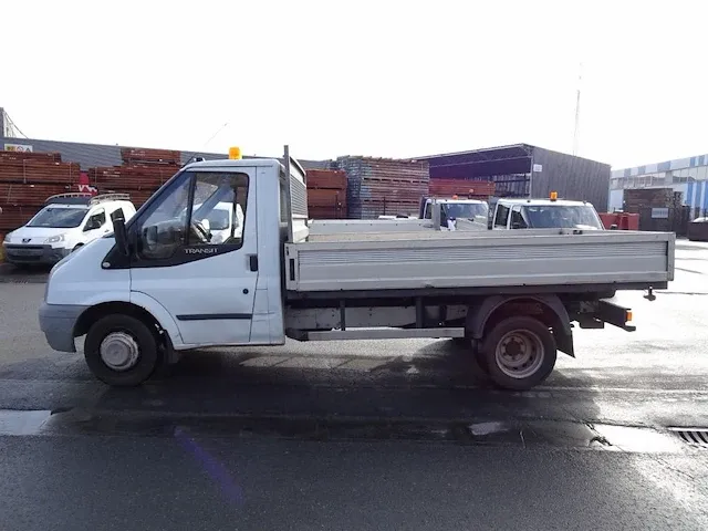 Ford transit - afbeelding 1 van  13