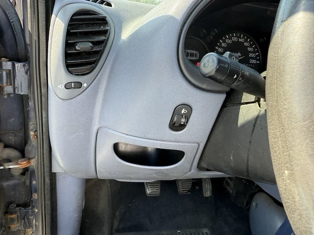 Ford,fiesta,1998 - afbeelding 7 van  31