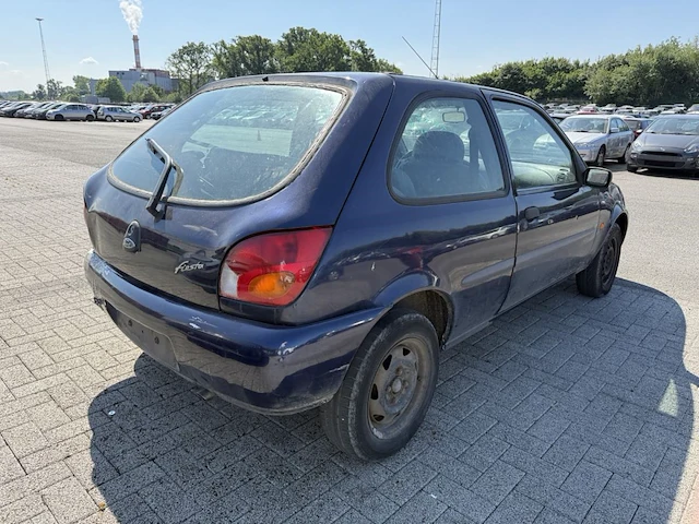 Ford,fiesta,1998 - afbeelding 26 van  31