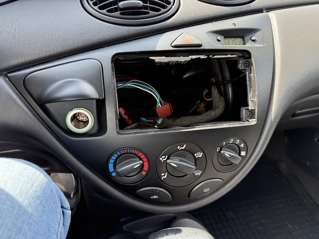 Ford,focus,2000 - afbeelding 2 van  29