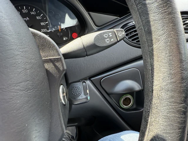 Ford,focus,2000 - afbeelding 4 van  29
