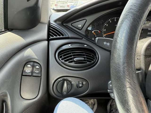 Ford,focus,2000 - afbeelding 6 van  29