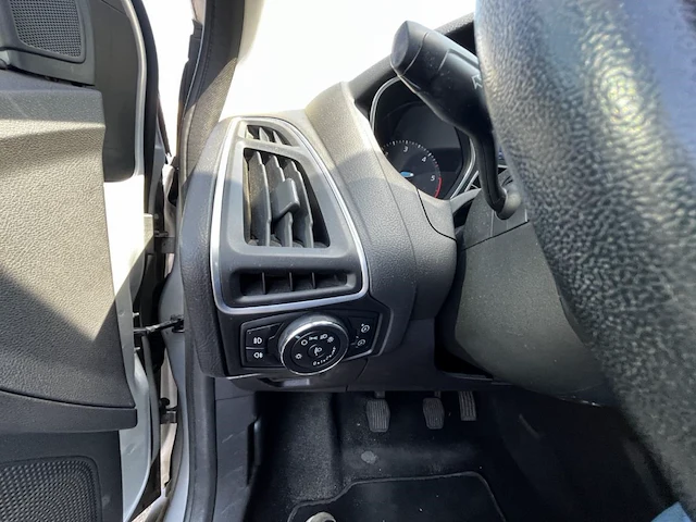 Ford,focus,2012 - afbeelding 5 van  26