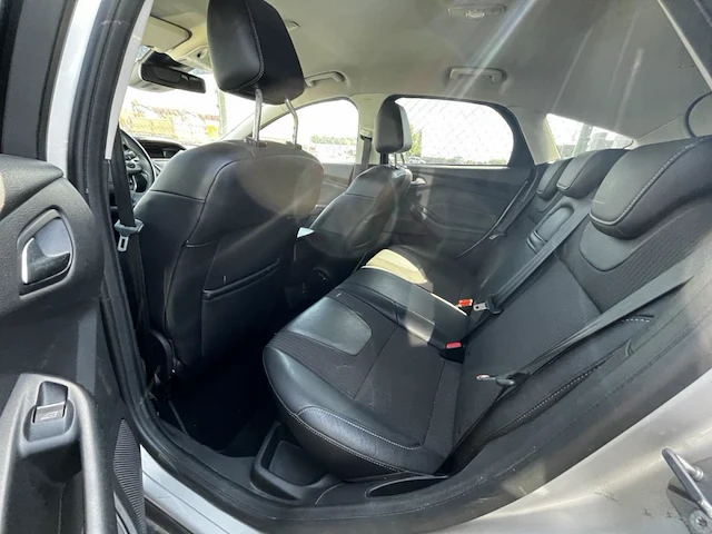 Ford,focus,2012 - afbeelding 8 van  26