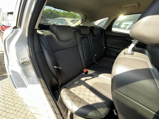 Ford,focus,2012 - afbeelding 10 van  26