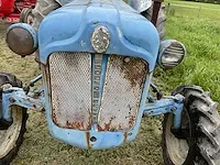 Fordson delta oldtimer tractor - afbeelding 8 van  10