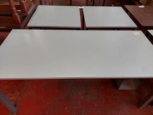 Formica bureautafel - afbeelding 2 van  3