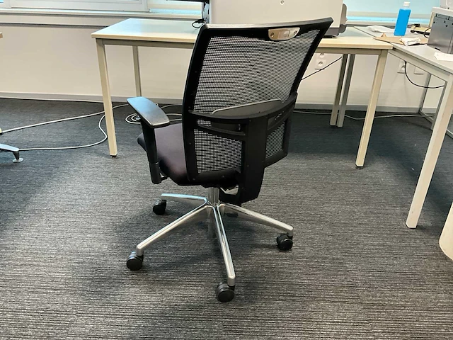 Formica houten bureauopstelling schärf - afbeelding 3 van  12