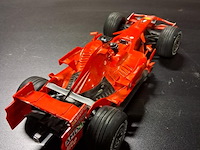 Formule 1 wagen - afbeelding 3 van  3