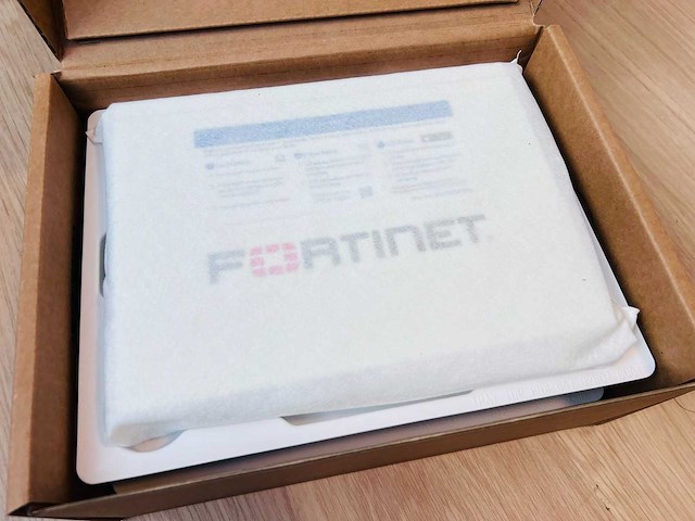 Fortinet - fortigate 60f firewall - server - afbeelding 1 van  4