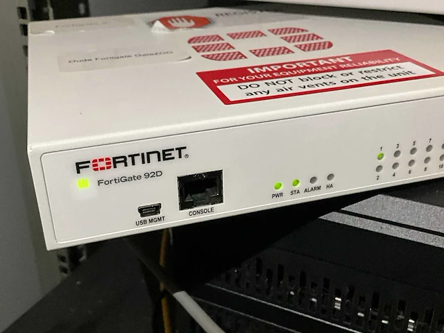 Fortinet fortigate 92d firewall - afbeelding 2 van  3