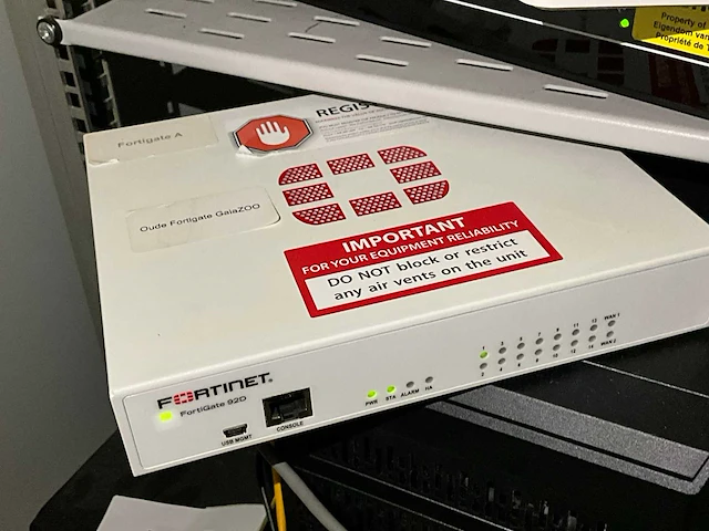 Fortinet fortigate 92d firewall - afbeelding 3 van  3