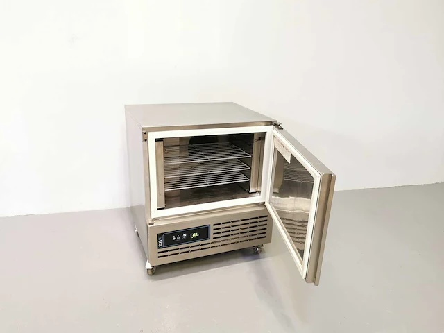 Foster - xr10 - blastchiller - afbeelding 2 van  4