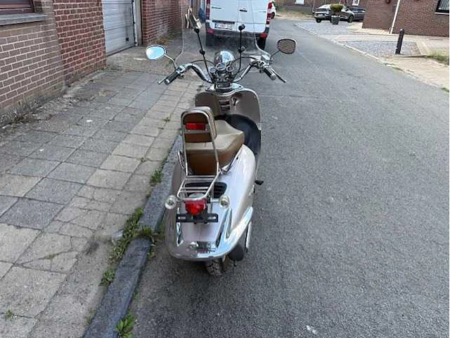 Fosti - scooter - afbeelding 7 van  16