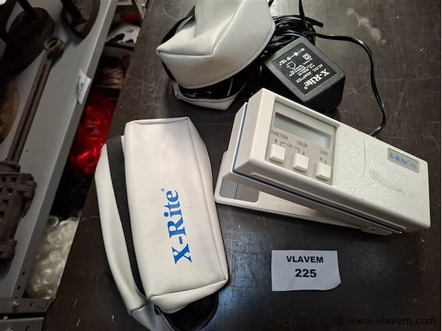 Fotomateriaal - afbeelding 1 van  2