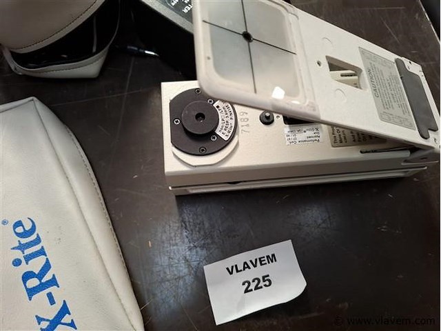 Fotomateriaal - afbeelding 2 van  2