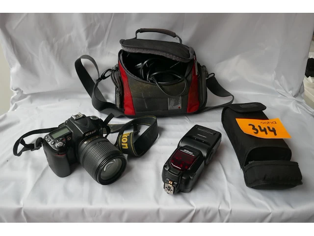 Fototoestel met flitser nikon - afbeelding 1 van  7