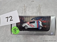 Fox art car rainbow - afbeelding 1 van  3