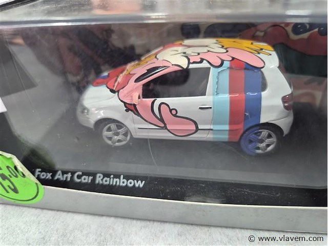 Fox art car rainbow - afbeelding 2 van  3