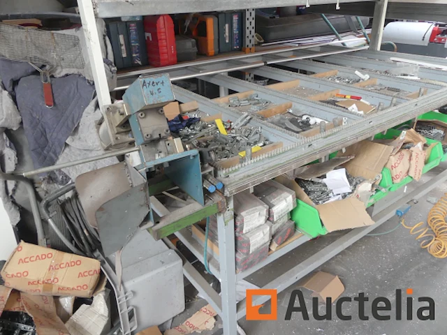 Frame en hardware montagetafel voor pvc - afbeelding 13 van  13