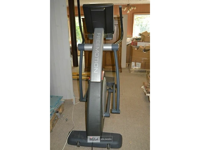 Freemotion crosstrainer model fmel84410-int.3 220v made in usa - afbeelding 1 van  17