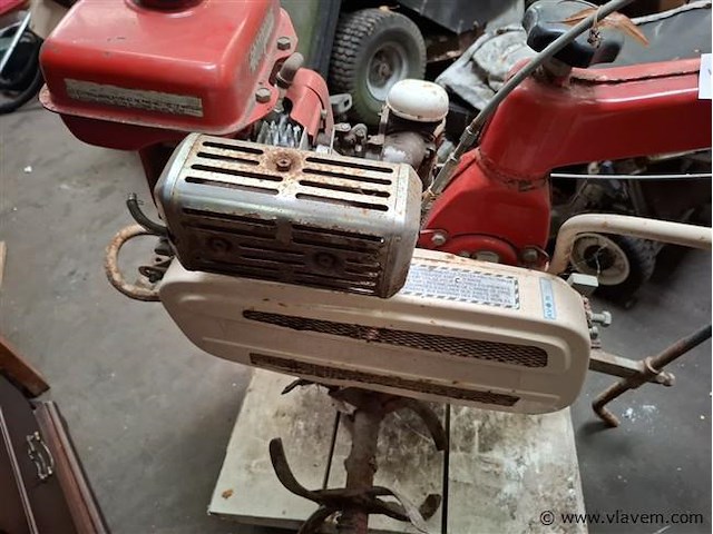 Frees op benzine - afbeelding 2 van  4