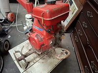 Frees op benzine - afbeelding 3 van  4