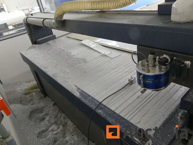 Freesmachine horizontale cnc cosign x500, stofcollector voor cnc op wielen alko vermogen exemplaar - afbeelding 24 van  26