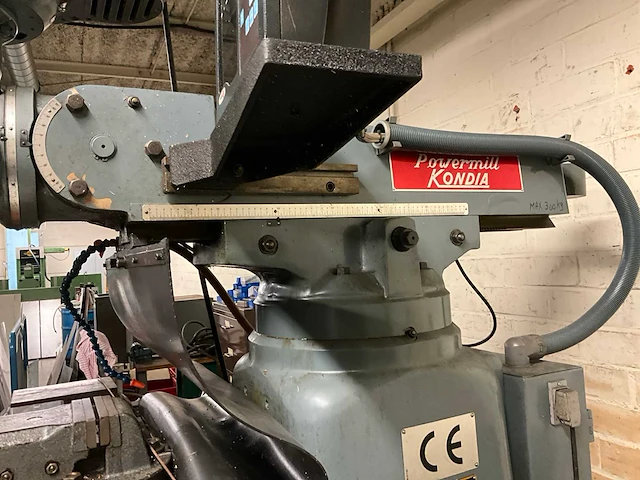 Freesmachine kondia kp90 - afbeelding 12 van  13