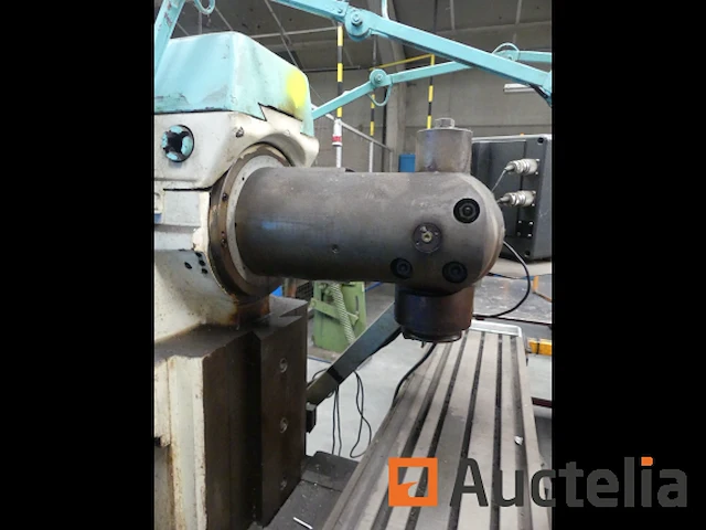 Freesmachine praga gereedschap 221 - afbeelding 13 van  17