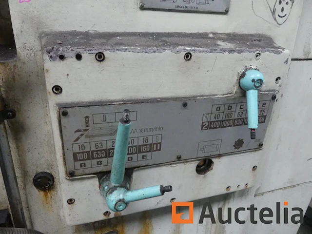 Freesmachine praga gereedschap 221 - afbeelding 15 van  17