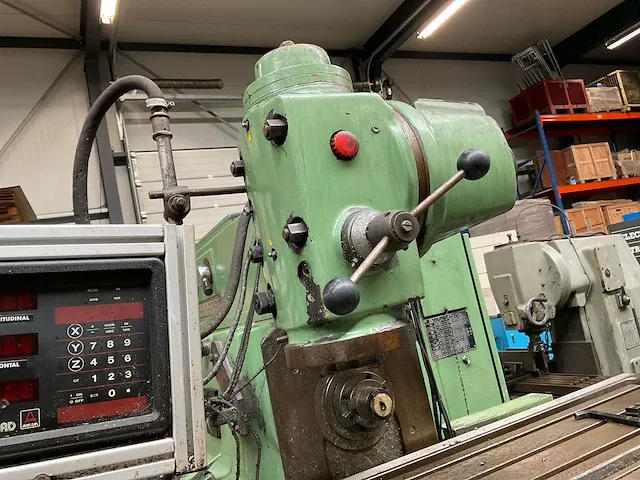 Freesmachine - afbeelding 3 van  18