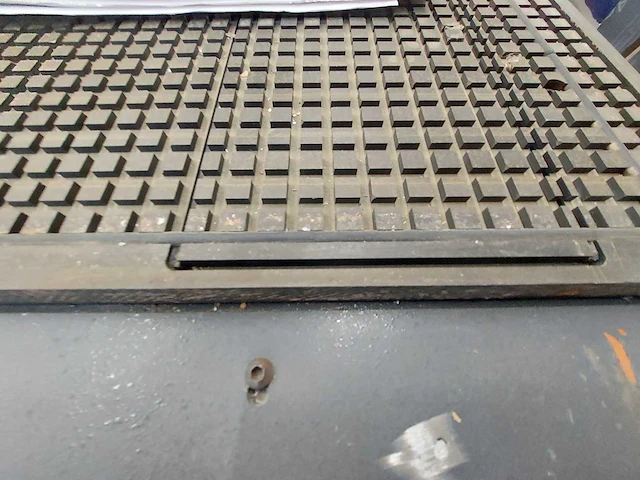 Freestafel freesmachine multicam 5000 series - afbeelding 13 van  29
