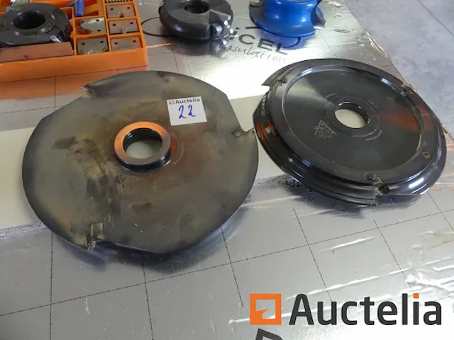 Frezen set en gereedschappen voor houtbewerkingsmachine - afbeelding 5 van  11