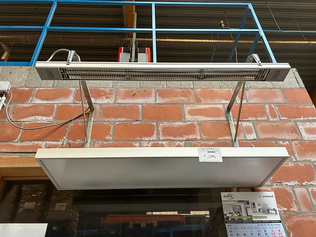 Frico warmtelamp en verlichting - afbeelding 1 van  2