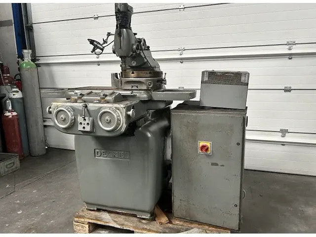 Friedrich deckel lk1145 cordinatenboorslijpmachine - afbeelding 1 van  9