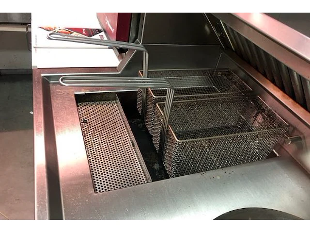 Frietstoof professionele hegro revolution van hr barwanden friteuse op gas - afbeelding 12 van  17