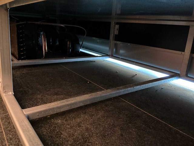 Frilixa stuart est koelvitrine - afbeelding 6 van  8