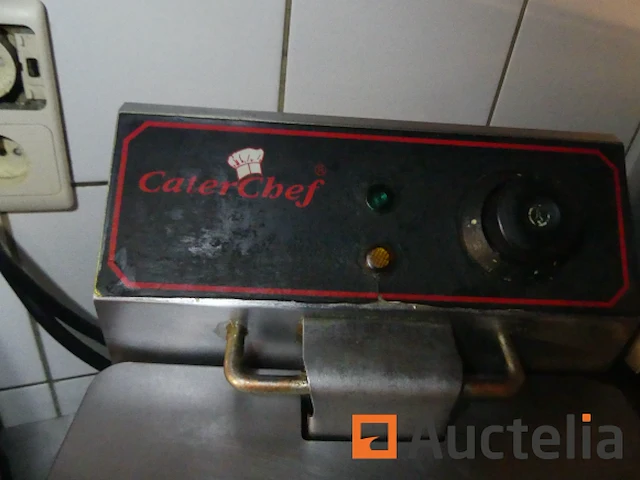 Friteuse met 2 vakken + roestvrijstalen plank op caterchef-console - afbeelding 1 van  6