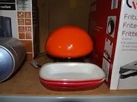 Friteuse quigg 2000w, ventilatorkachel sencys, radio sony, tafellamp, 2 schalen - afbeelding 5 van  7