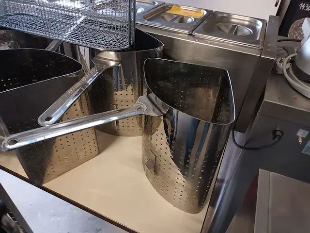 Frituurmandjes en pastamandjes. 6 stuks - afbeelding 3 van  4