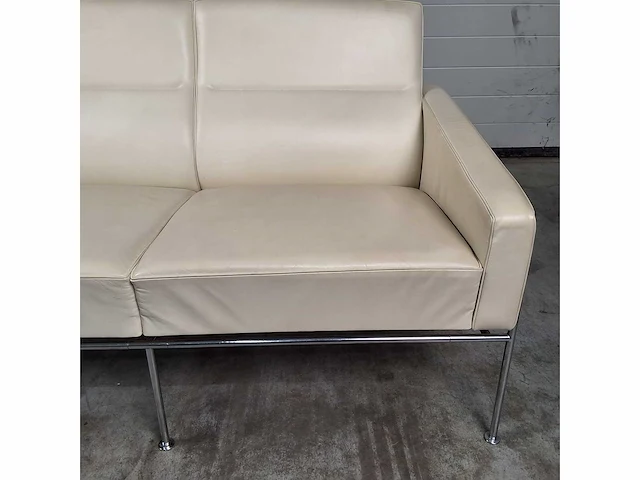 Fritz hansen - series 3300 - design zetel - bankstel - afbeelding 9 van  17