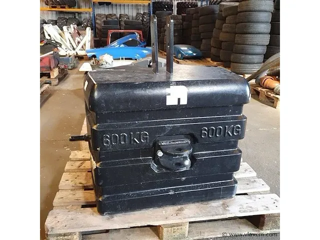 Frontgewicht 600kg - afbeelding 1 van  5