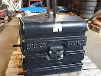 Frontgewicht 600kg - afbeelding 1 van  5