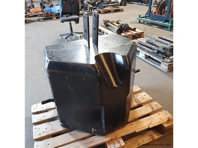 Frontgewicht 600kg - afbeelding 4 van  5
